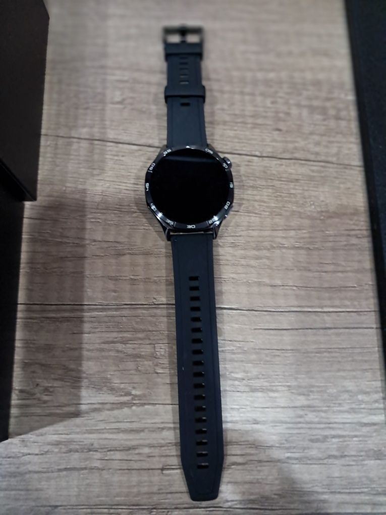 Huawei GT5 чисто нов ,в гаранция