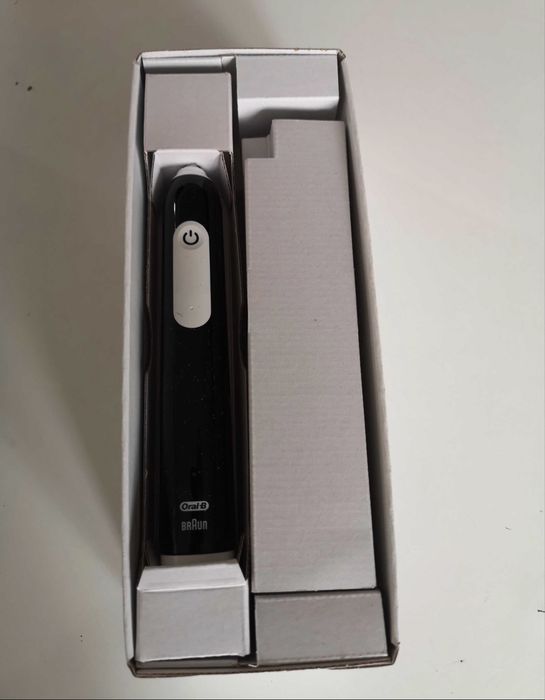 Oral B Proseries 1, periuta electrica, irigator, periuta dinti