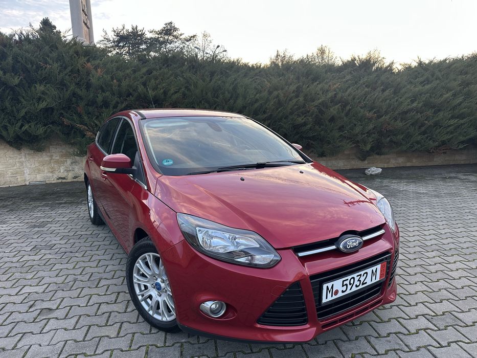 Ford Focus 1.6 TDCi Titanium/Climatronic/Tempomat/Inc Scaune/Start Sto