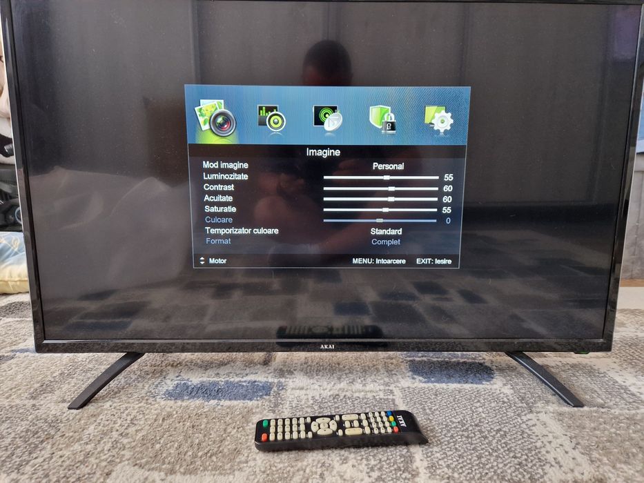 Tv AKAI, 100 cm, full HD, mimi Pc Lenovo i3, 8gb ram, all in one
