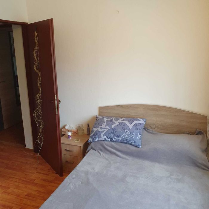 Apartament 2 camere semidecomandat 1/4 Craiovita Noua