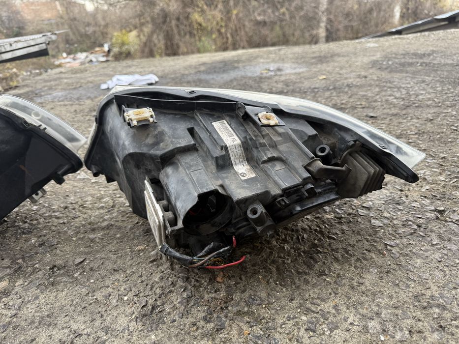 Оригинални фейслифт ксенон фарове БМВ Е90 Е91/BMW E90 facelift xenon