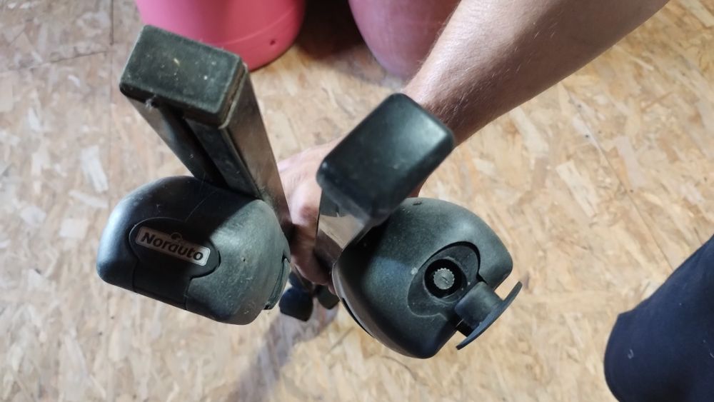 Vând portbagaj și bare pentru Passat b5