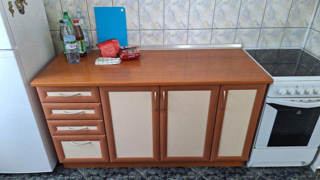 Шкафове за кухня