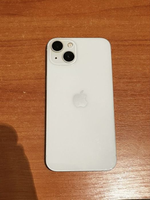 Айфон 13 на  128гб