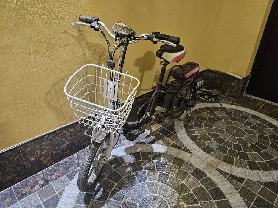 Электровелосипед до 50 км 48 В 12 А скорость 20 /ч на на вес 150 кг