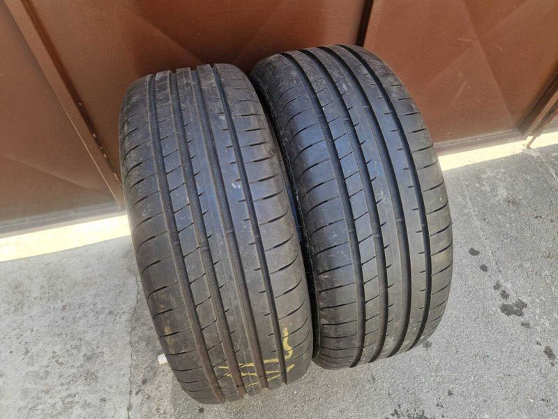 2 Goodyear R19 235/45
летни гуми
DOT2721