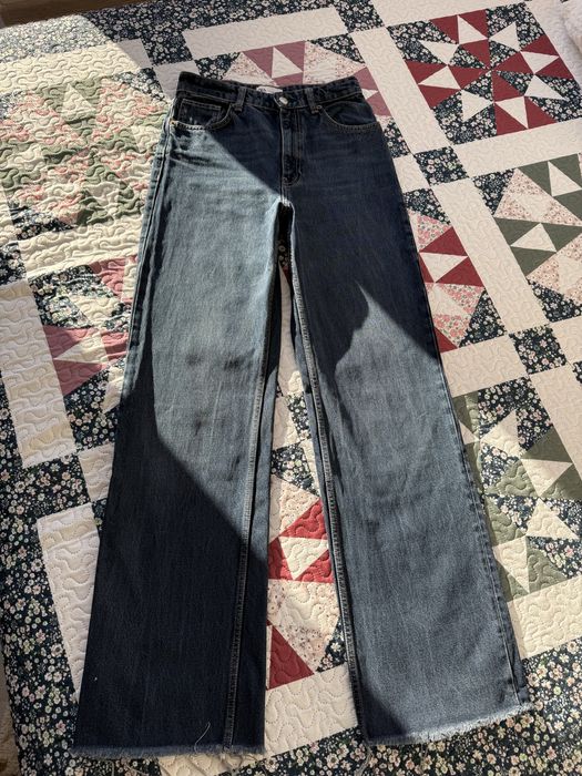 Дънки на марката ZARA
