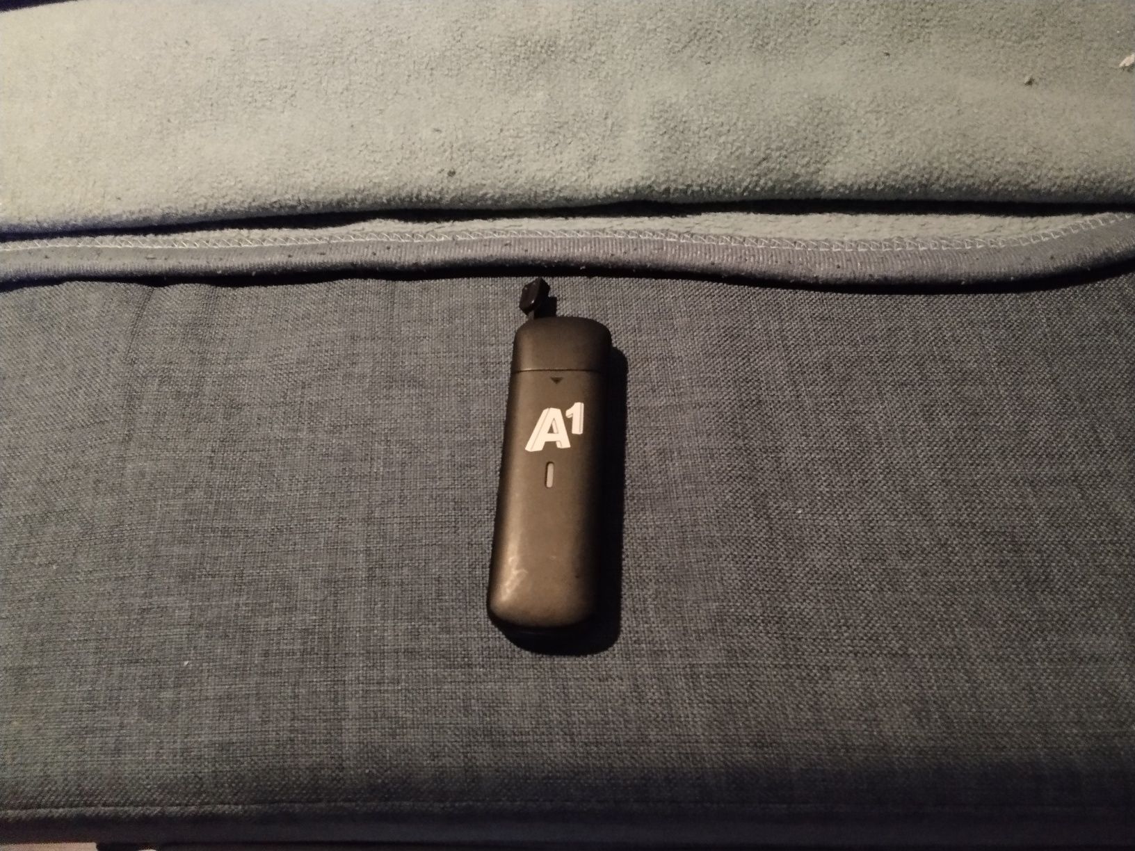 Последен модел 4G LTE USB сим карта флашка за мобилен интернет на А1