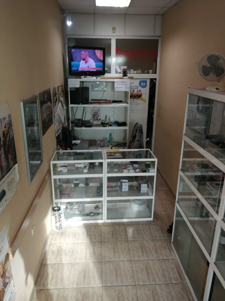 Продава се Магазин в Варна, Център - 25 кв.м за 3960 €/кв.м - Снимка #2