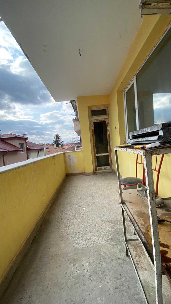 Продава се Четиристаен апартамент в Търговище, Център - 114 кв.м за 984 €/кв.м - Снимка #13