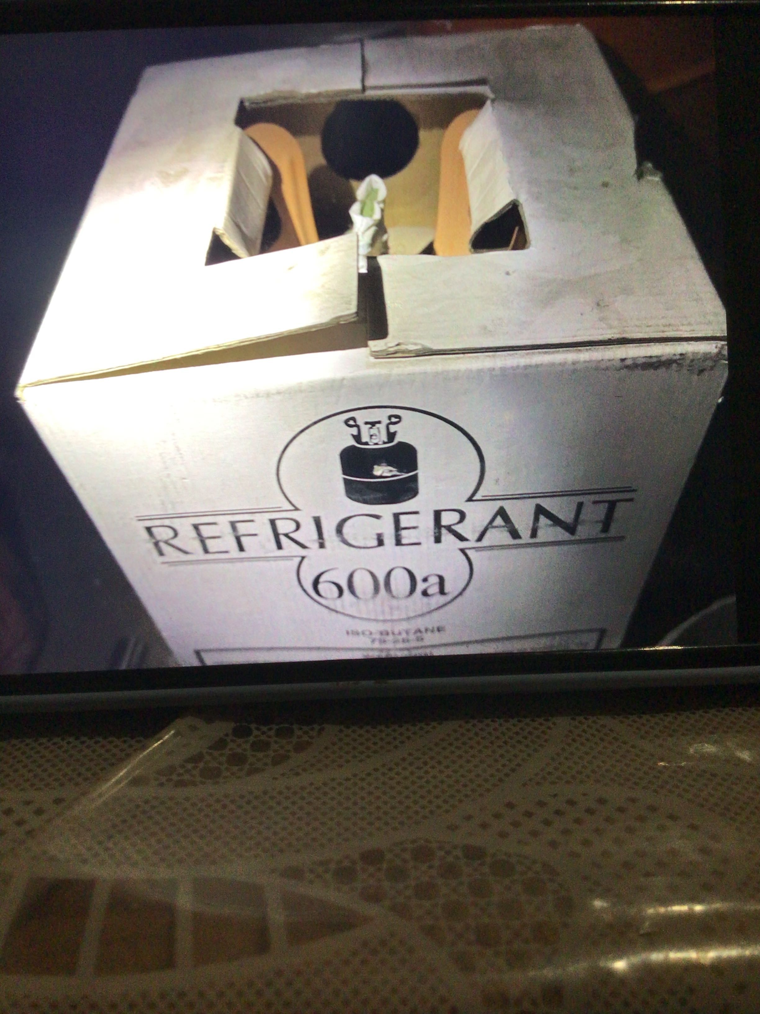 Фреон фрион R600a, в пломбе, доставку организуем.