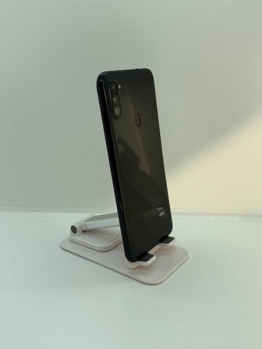 Samsung A11 sotiladi dastavka bor