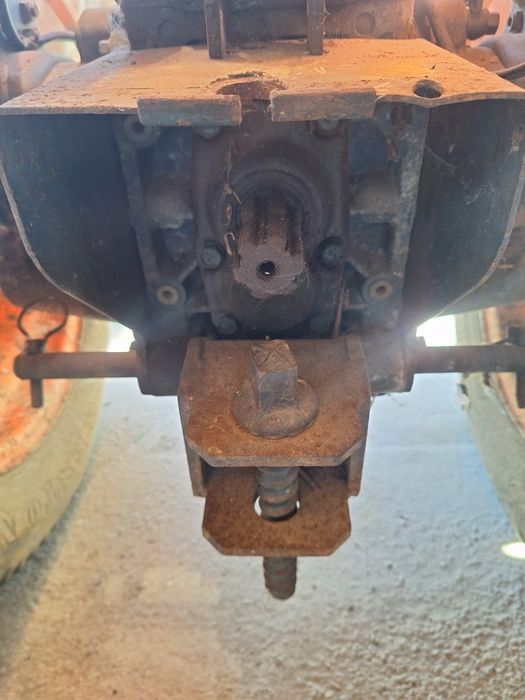 Tractor kubota b 7100