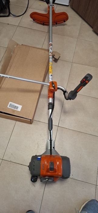 Husqvarna 135 R.Ползвана 1 път