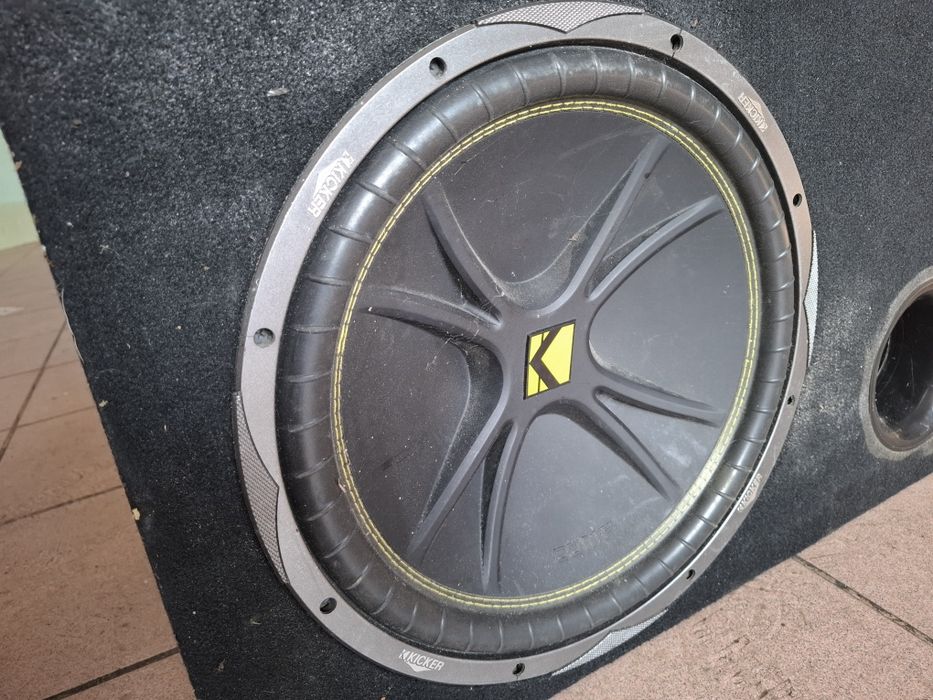 Amplificator ESX SE2150 Signum 1100 Rms
Difuzor Kicker 800 Rms+Incinta