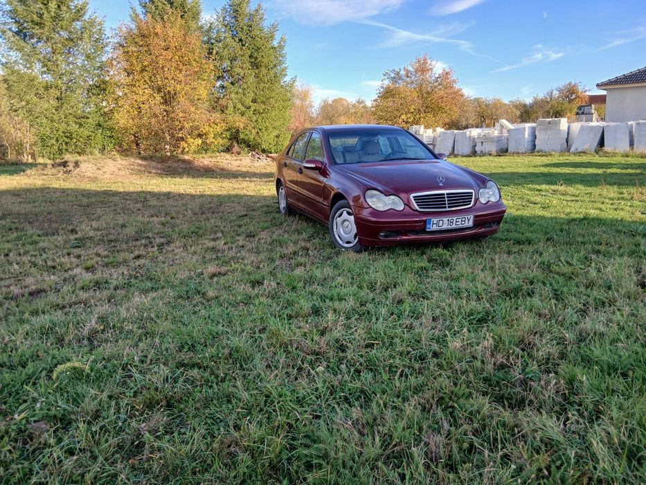 Mercedes Benz c200