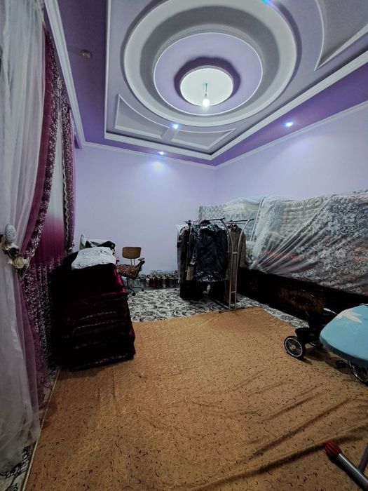 Hovli sotiladi 4 sotok. 115.000$