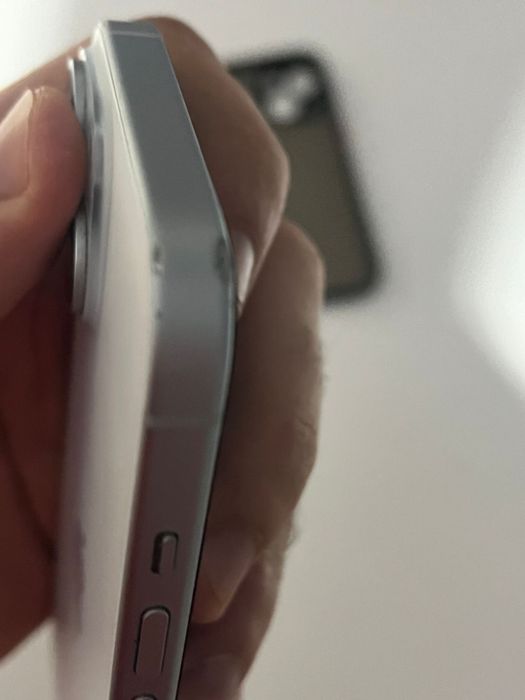 Vand Iphone 15..