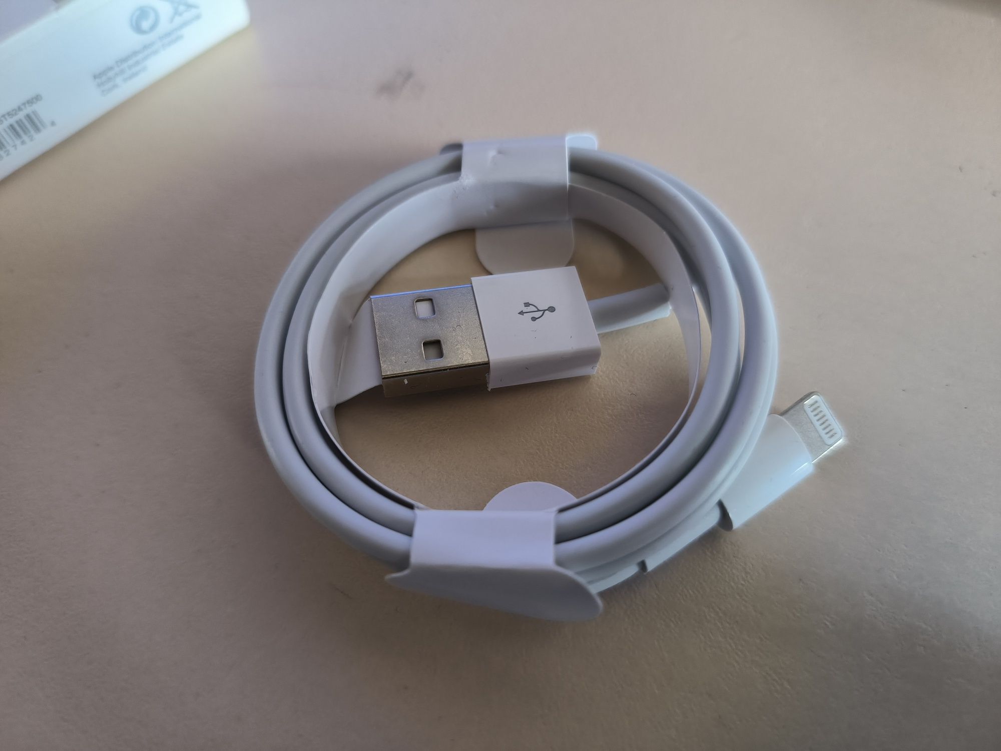 Оригинален USB кабел за iphone и  ipad, aplle 1м.
