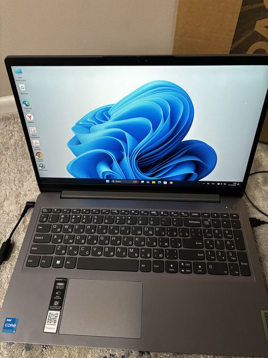 Ноутбук Lenovo IdeaPad 3