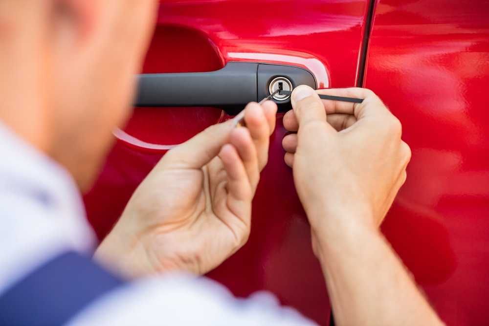 MANGALIA  Reparatii contact auto blocat,carcase chei ,deblocari auto
