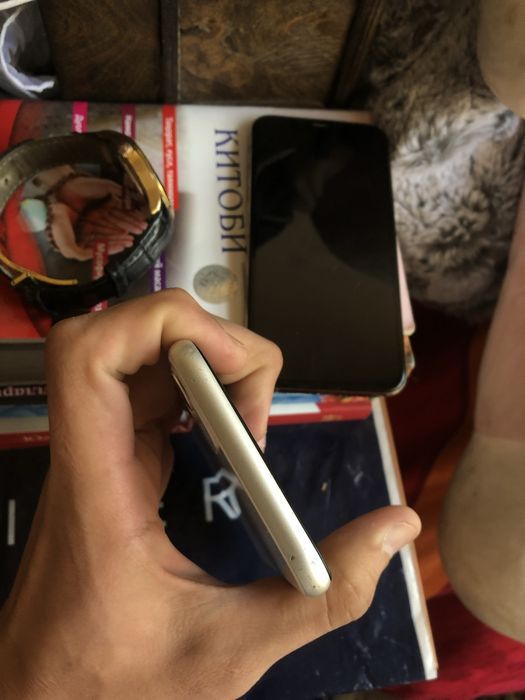 iPhone 11 64Gb Fec ishlamidi