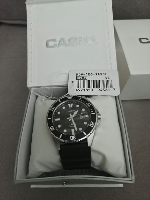 Продам Casio Duro MDV 106-1A