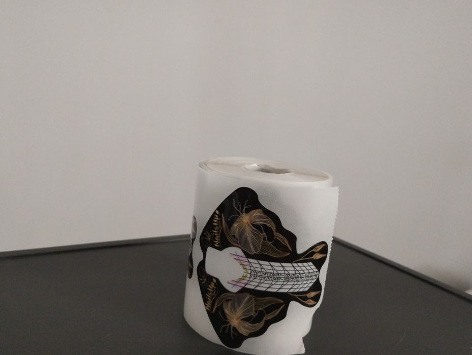 Set lampa UV/Led, suport telefon, șabloane nailsup și magnet