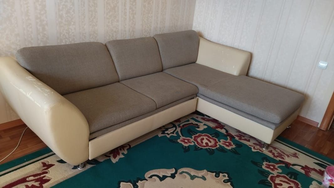 Диван в хорошем состоянии