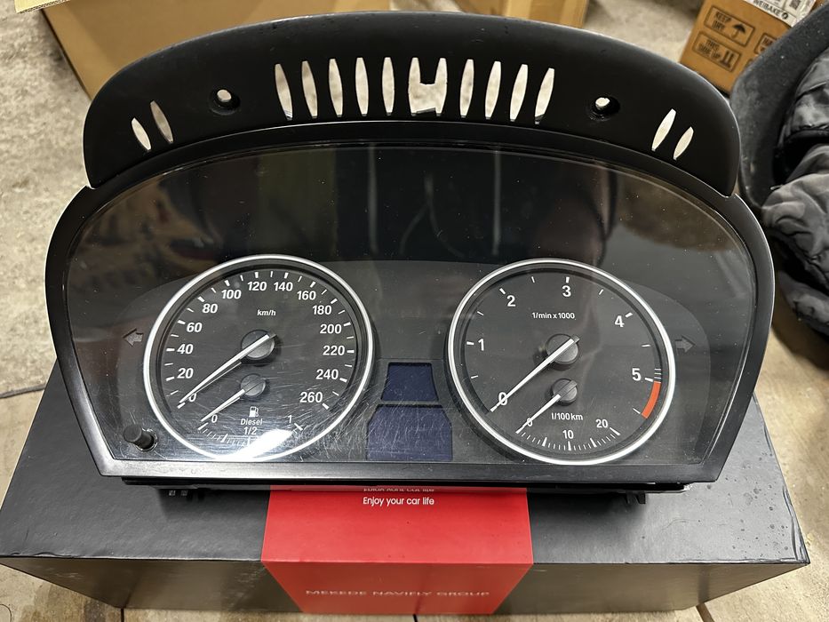 Километраж свален от Х5 Е70 БЕЗ ИЗГОРЕЛИ ПИКСЕЛИ