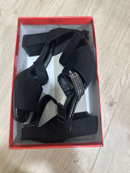 Бомоножки женские размер 39