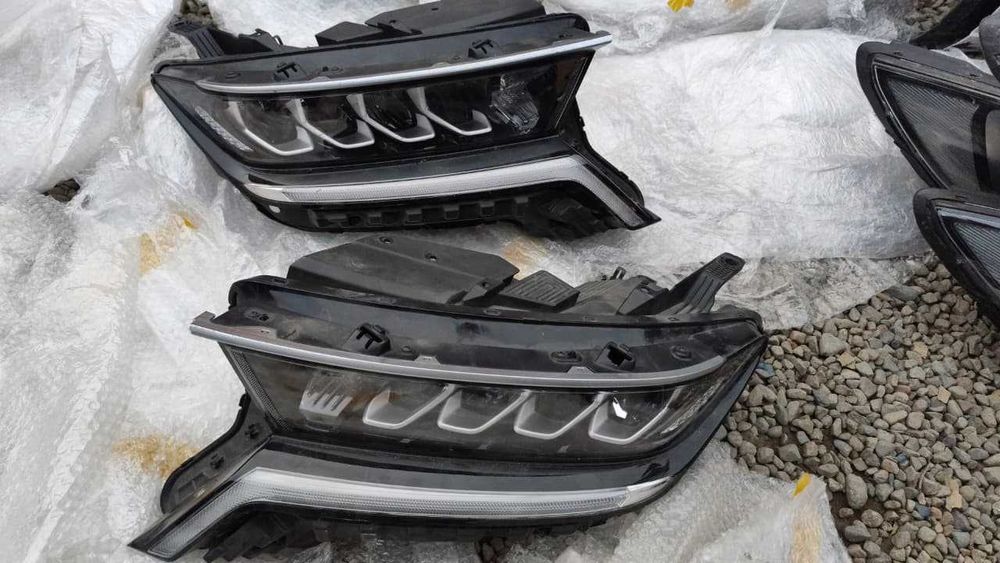 Фара левый правый Киа Соренто 2022 Kia Sorento 2024