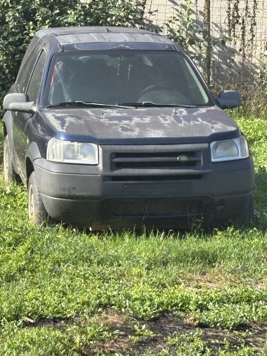 Vand freelander pentru piese