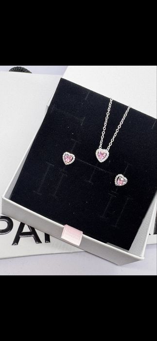 Пандора комплект обеци и колие Pandora