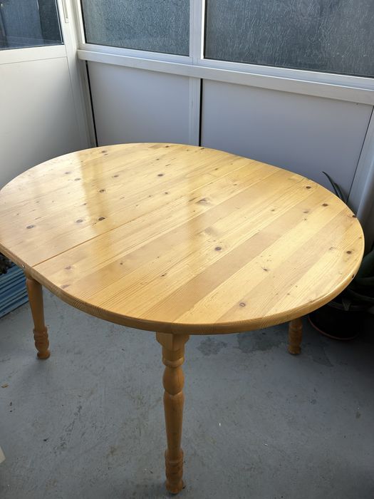 Трапезна маса ( Масивна )