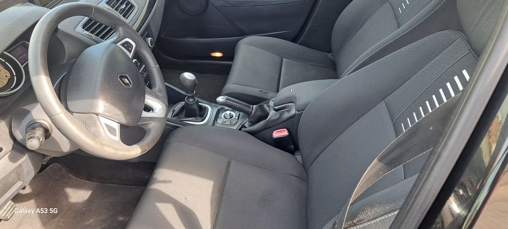 *Renault megane2011motor1.5diesel,110c.p*,euro5,*A.c,servo,.pret2950e