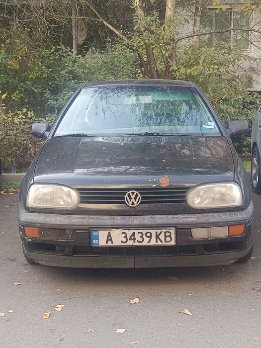 Продавам Голф3 1.4