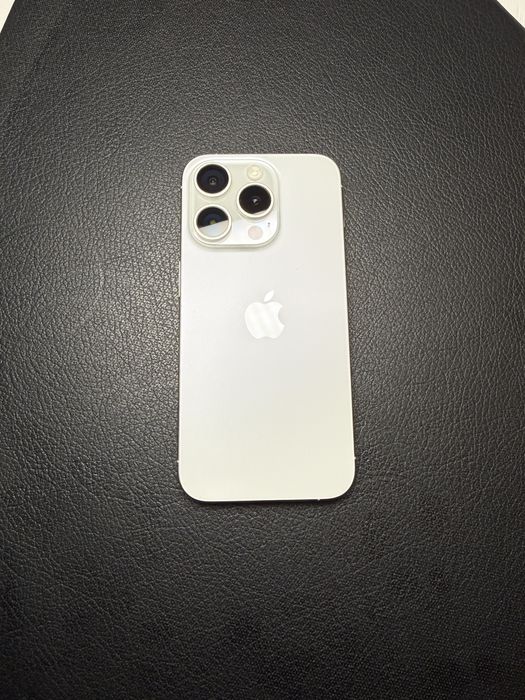 iPhone 15 Pro White – 128GB, Stare excelentă
