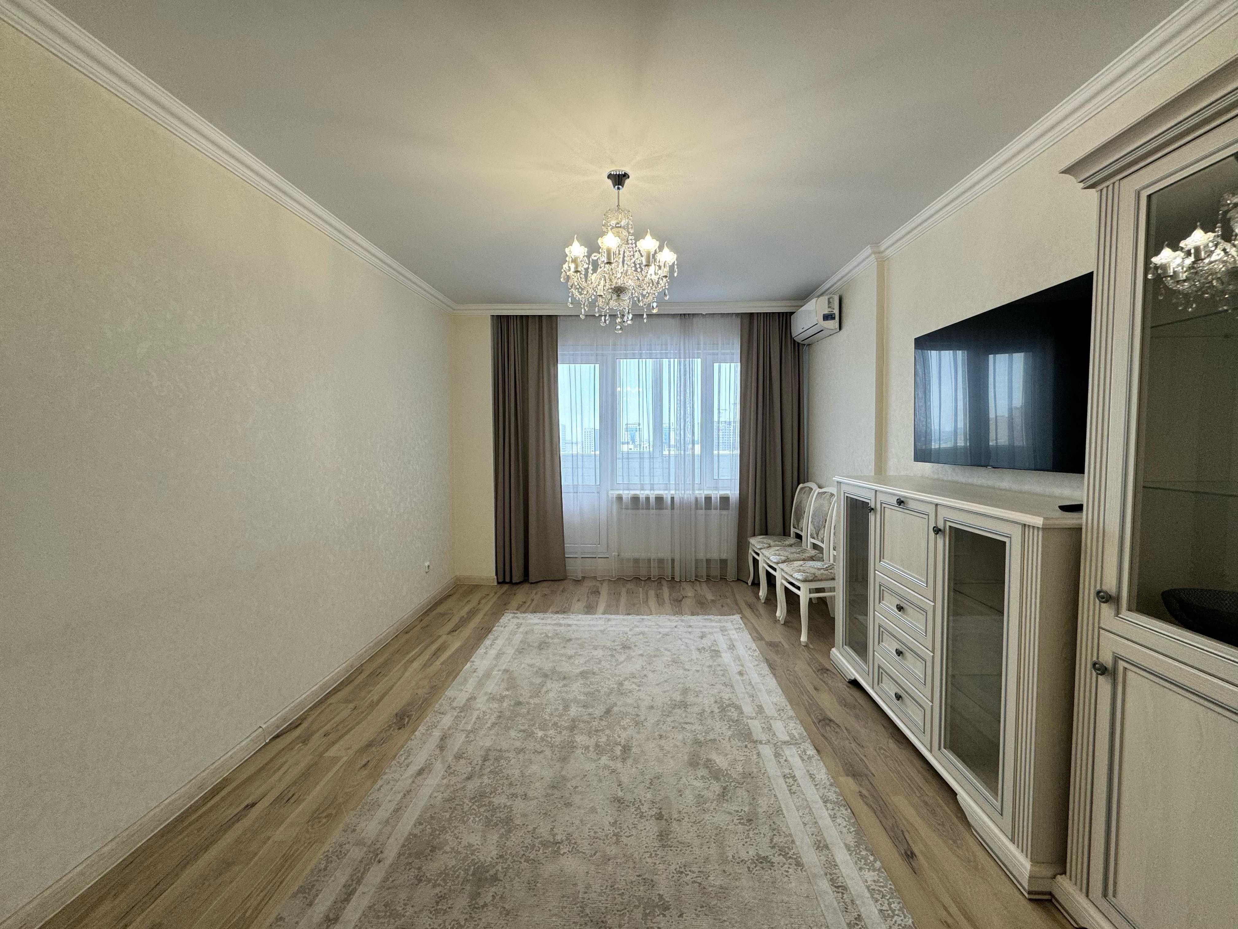 Продаем 3 комн. кв .-  89 кв.м. в НОВОМ ДОМЕ - Шахтеров 52