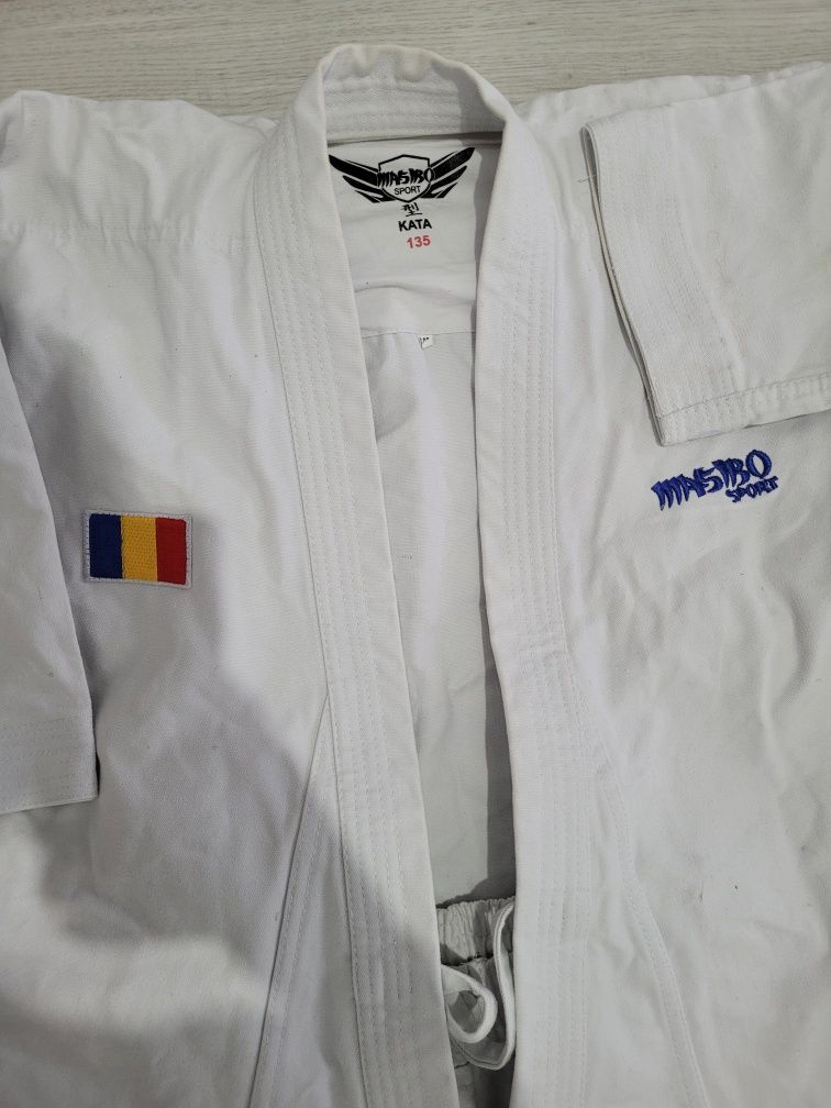 Kimono kata mărime 135