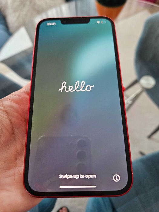 Iphone 13 rosu,128 Gb, stare foarte bună