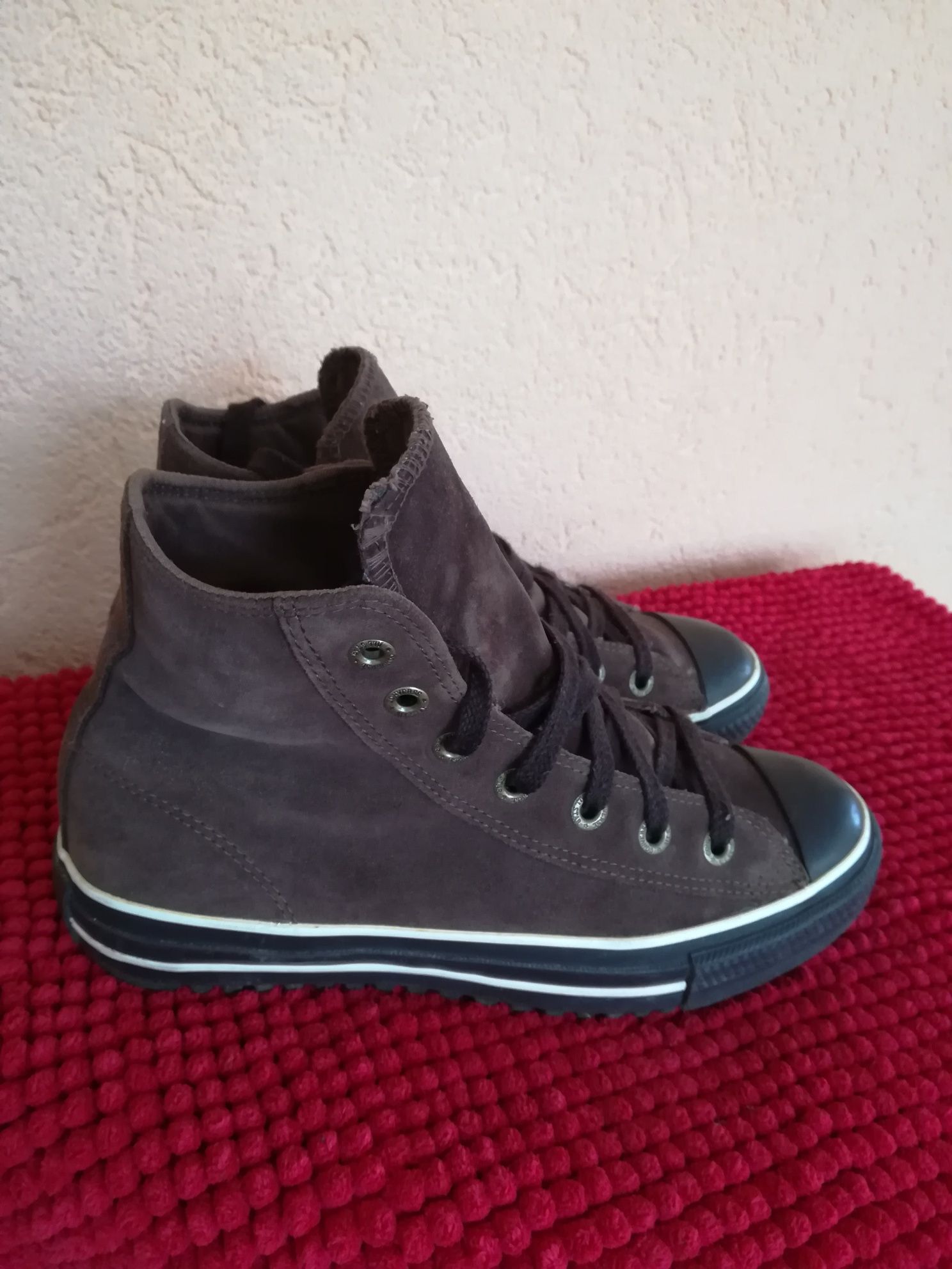 Bascheți Converse nr 38 piele