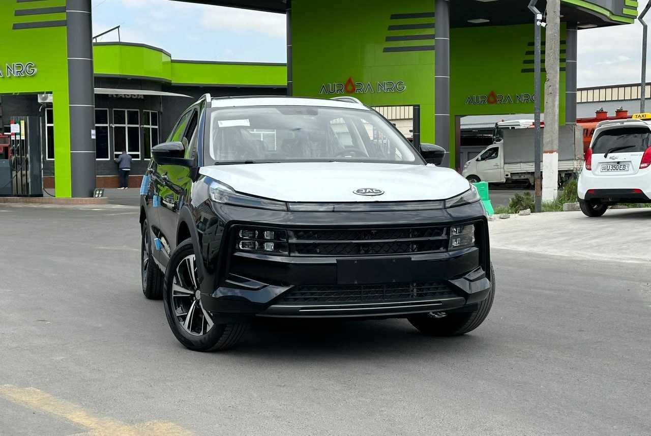 Jac JS6 sotuvga tayyor