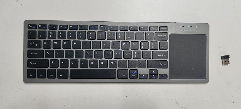 Tastatura Wireless cu Touchpad Kruger&Matz KB-100