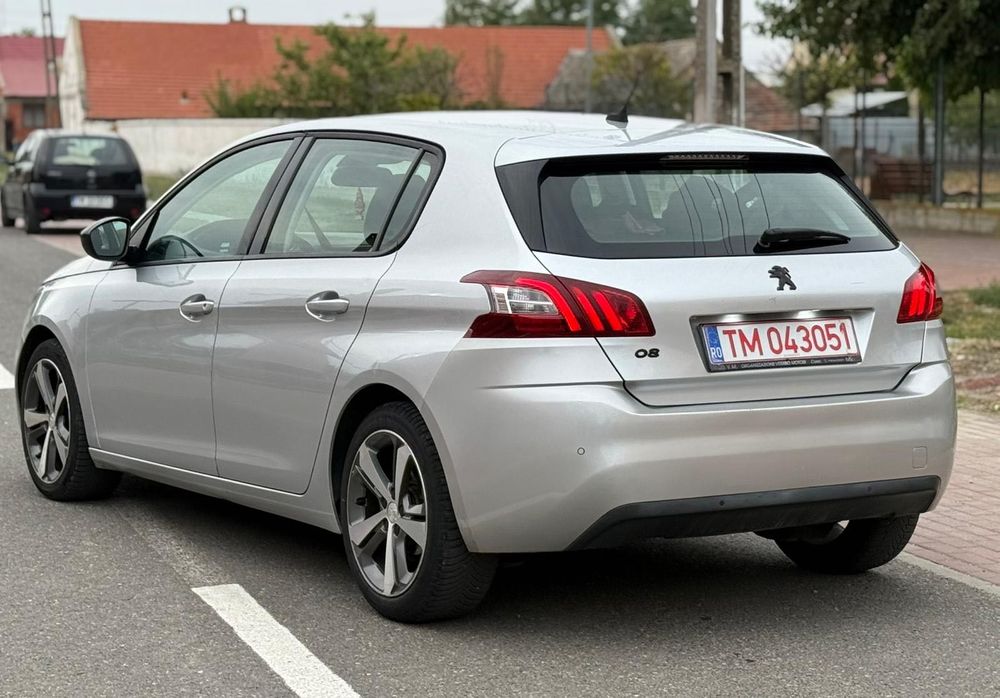 Peugeot 308 2016 1.6D 210.000KM