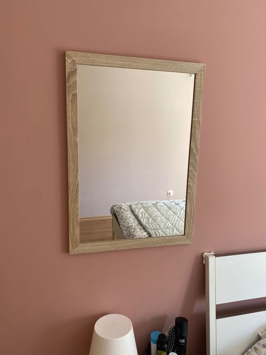 Огледало с дървена рамка 68х48 см