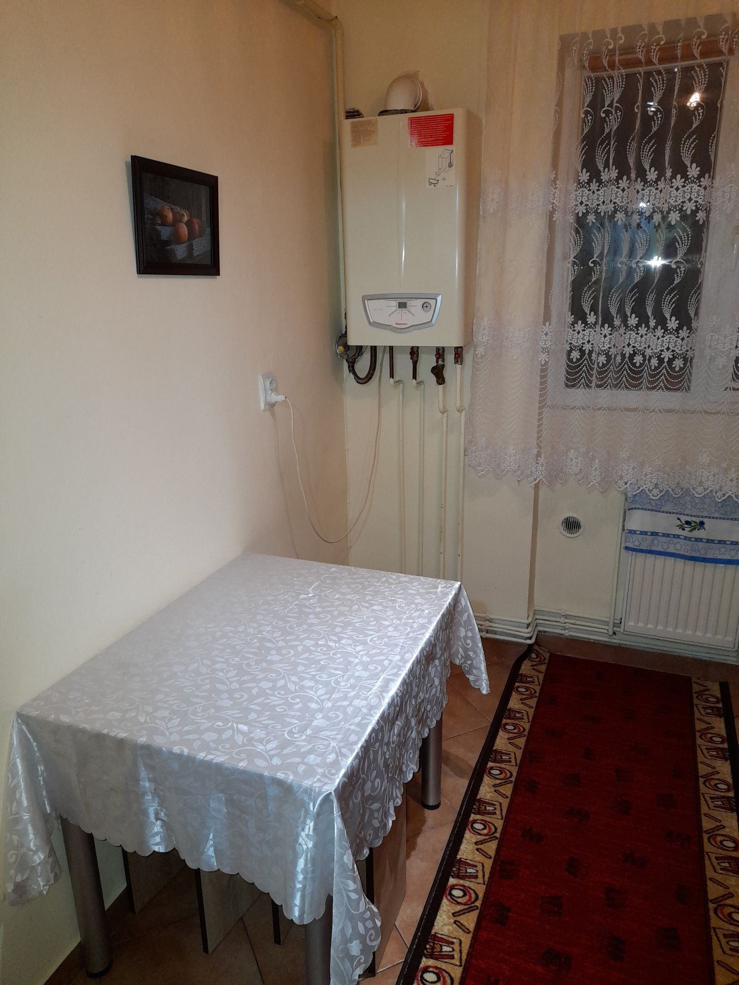 Închiriez apartament 2 camere mobilat