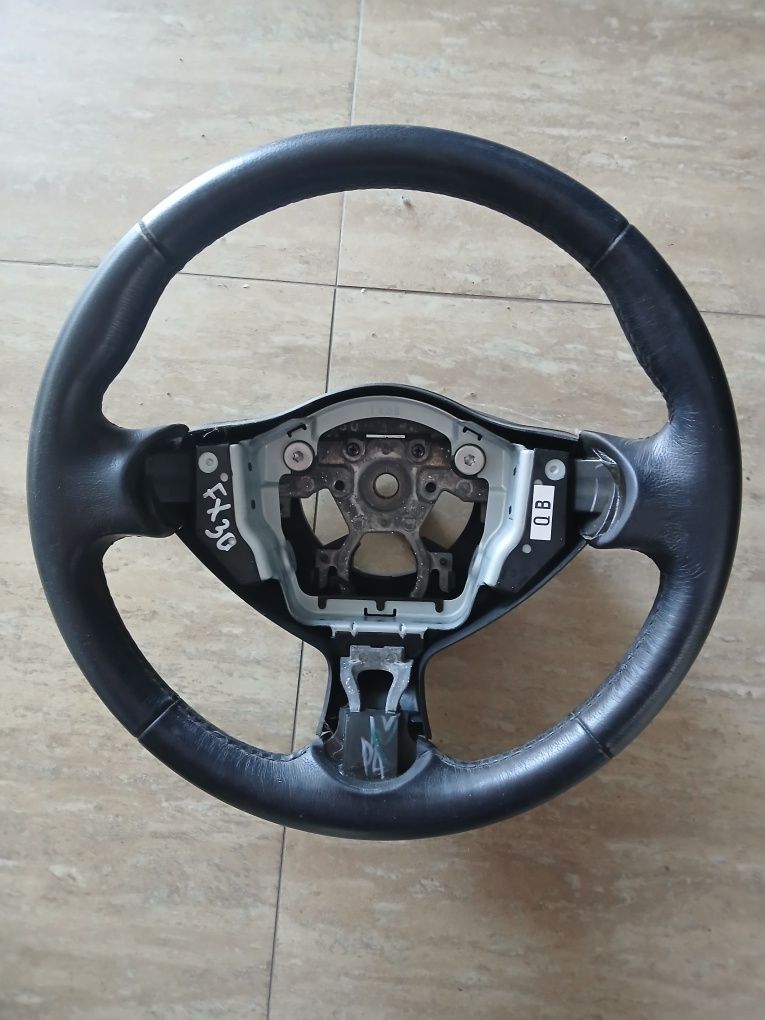 Волан Infiniti FX30