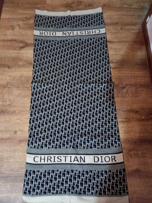 Дамски шал 22лв.